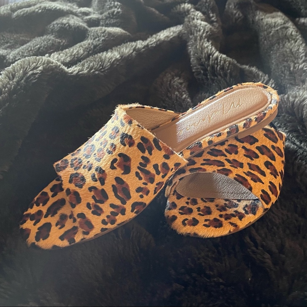 Matisse Lira Calf Hair Leopard Animal Print Slip on Sandal - Picture 13 of 13